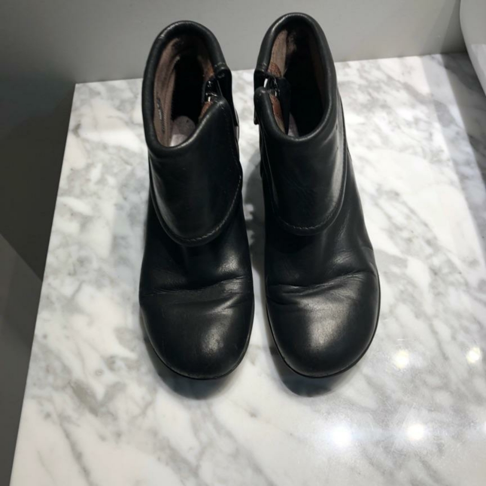 Ankle boots